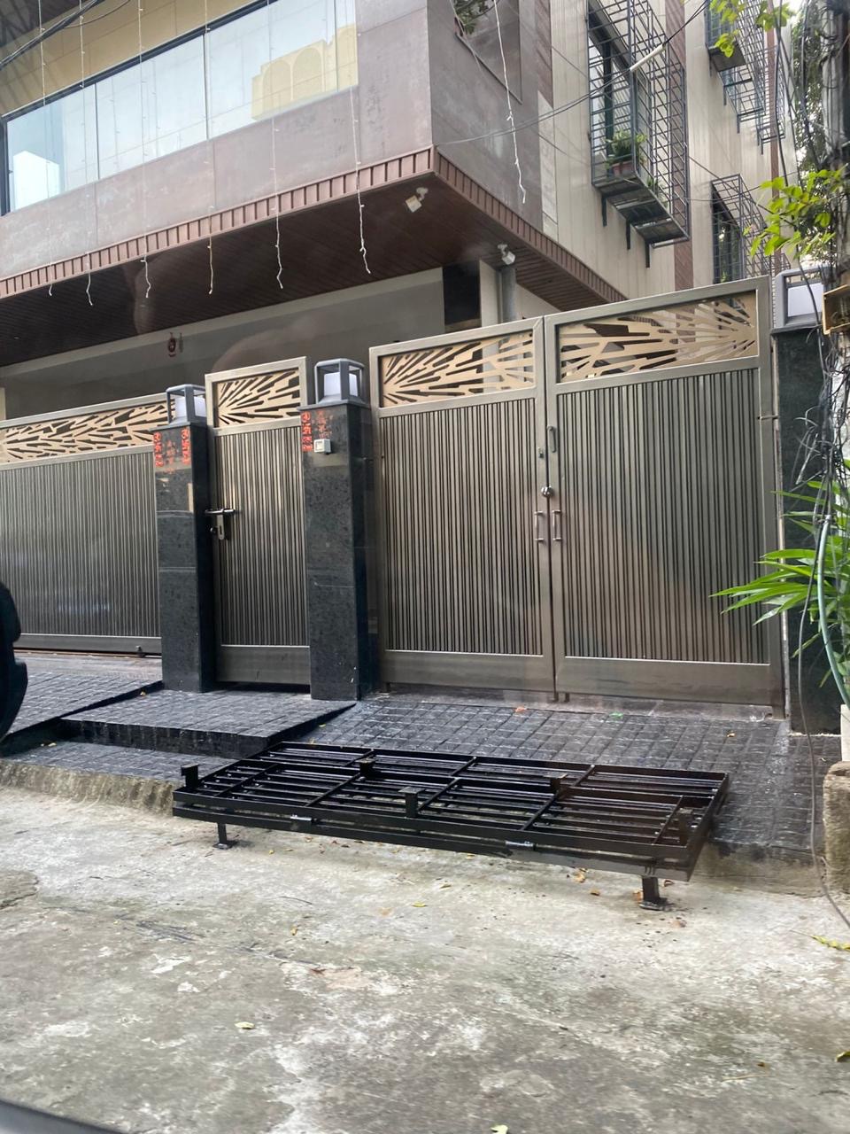 Aluminium Main Gate